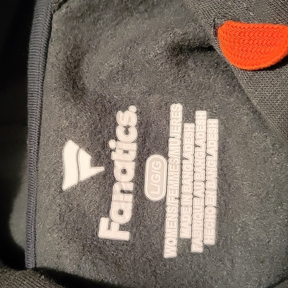 NWT: Fanatics Women's UM Hurricanes Script Raglan Pullover Hoodie - Picture 6 of 11